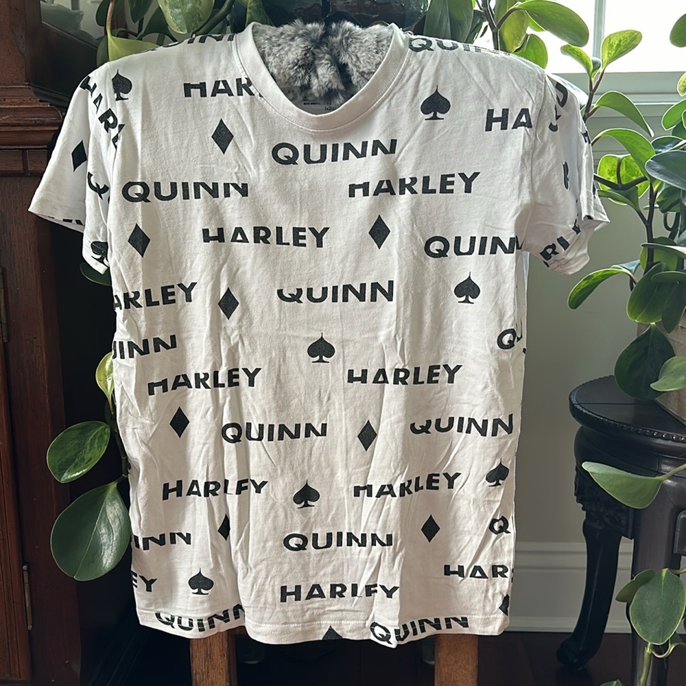 Harley Quinn Birds of Prey logo tee t shirt